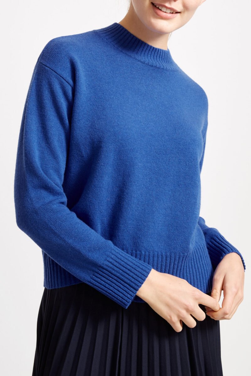 Women's Crew Neck Knit Pullover Sweater - Image 5