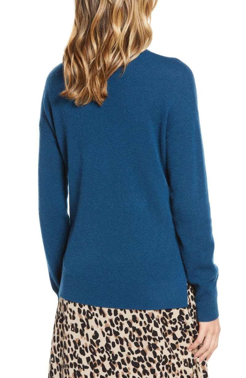 Women's Cashmere Turtleneck Sweater Blue - Image 2