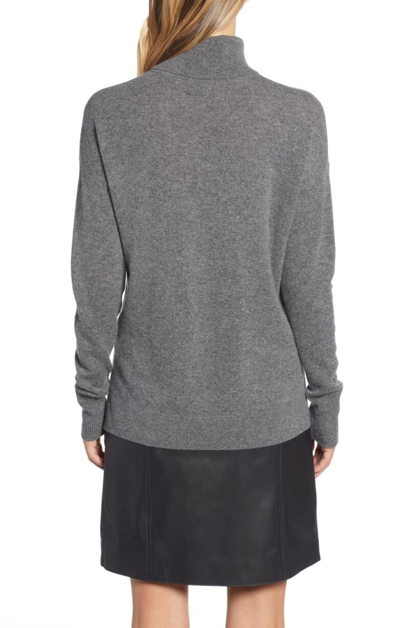 Women's Cashmere Turtleneck Sweater - Image 2