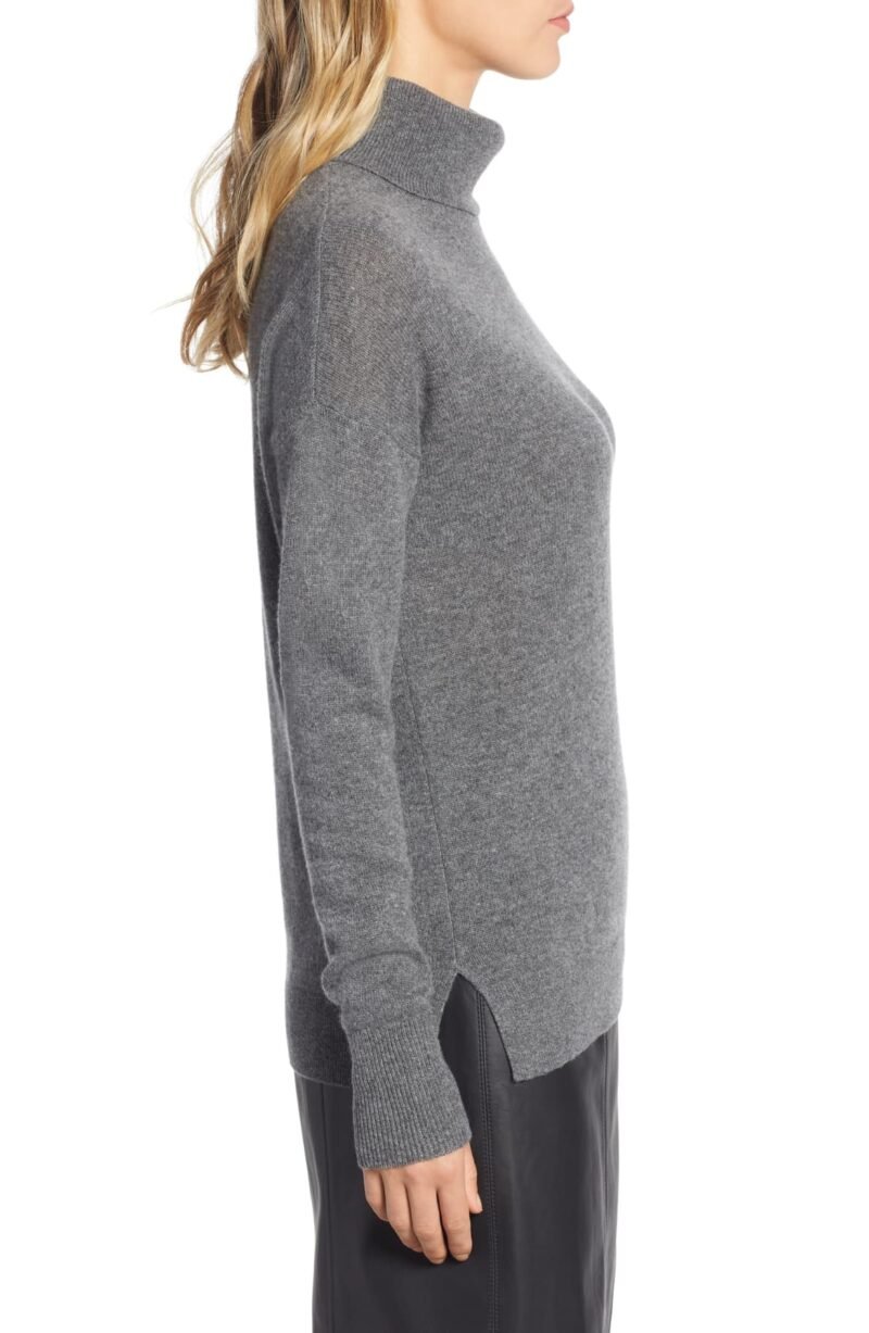 Women's Cashmere Turtleneck Sweater - Image 3