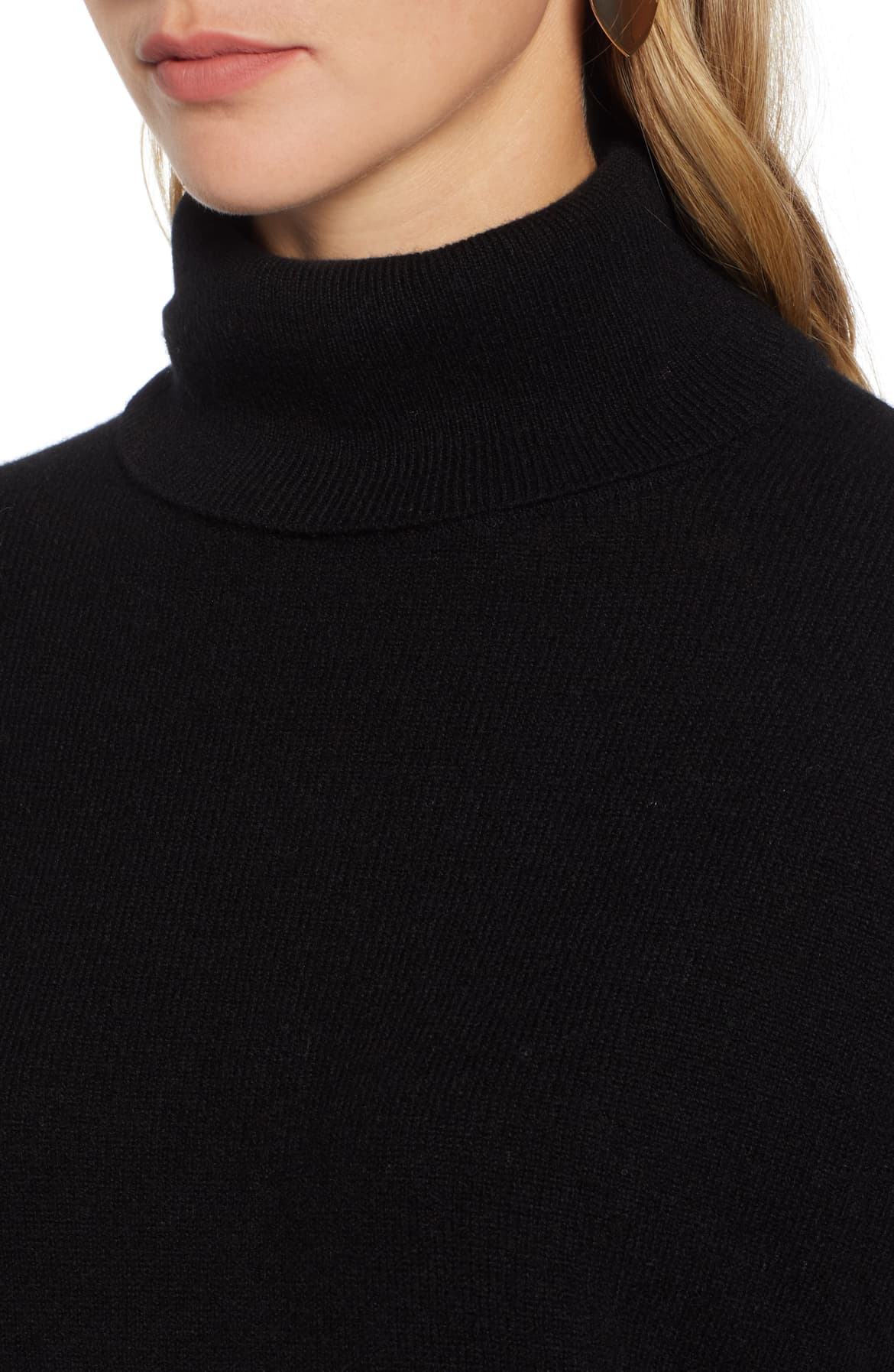 Women's Cashmere Turtleneck Sweater Black | AA Sourcing LTD