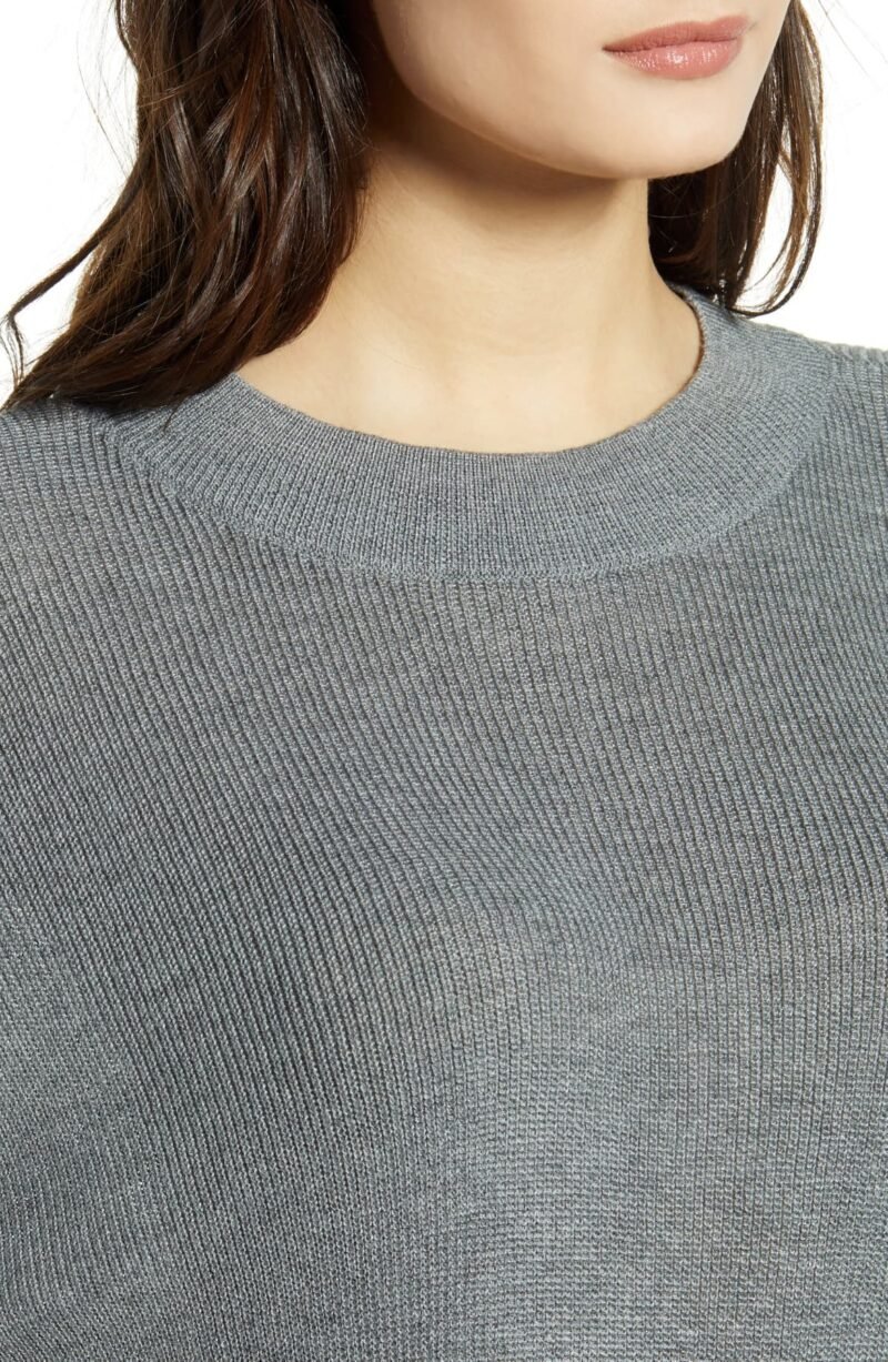 Women's Light weight Sweater - Image 4