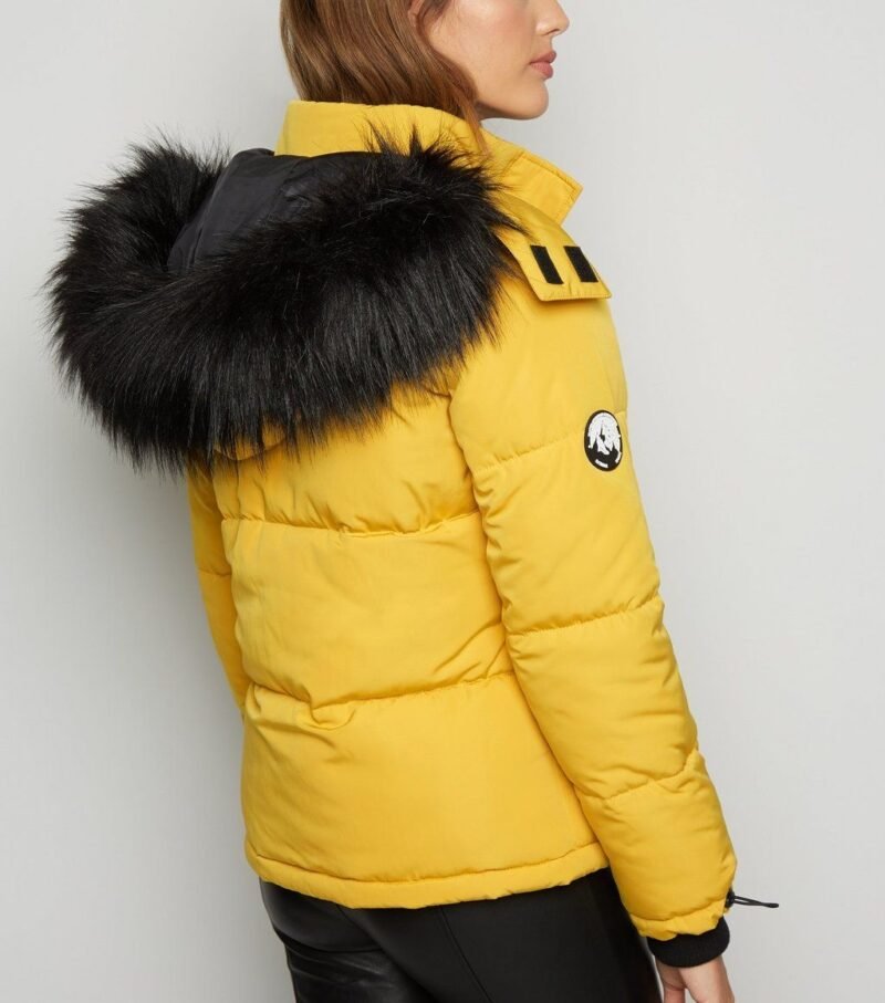 Women's Faux Fur Trim Short Puffer Jacket - Image 2