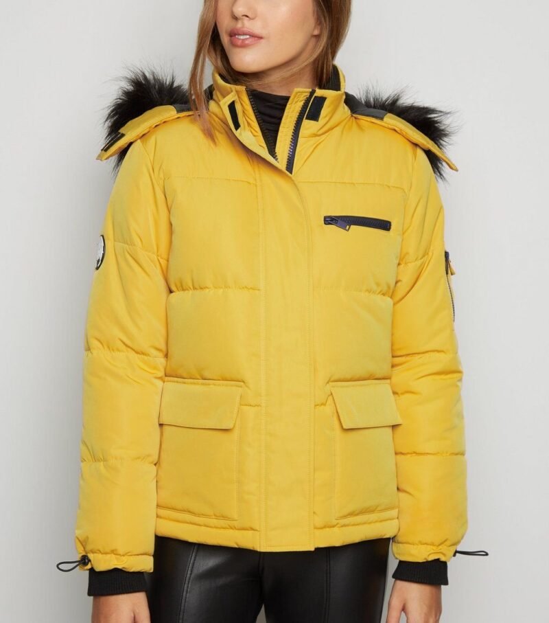 Women's Faux Fur Trim Short Puffer Jacket - Image 4