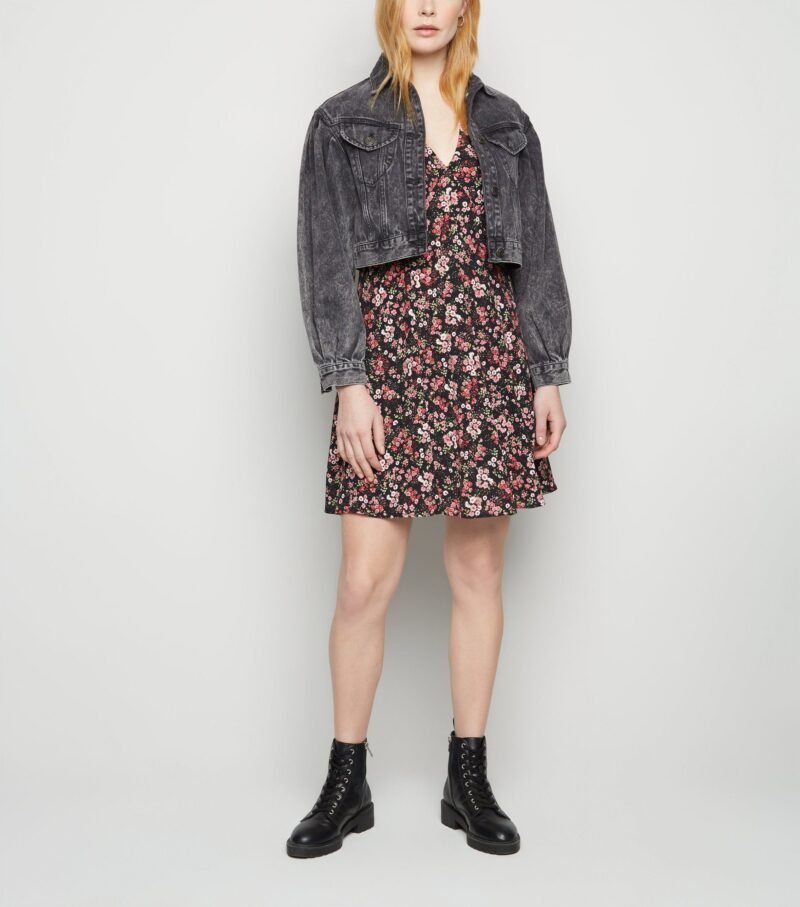 Women's Black Puff Sleeve Denim Jacket - Image 4