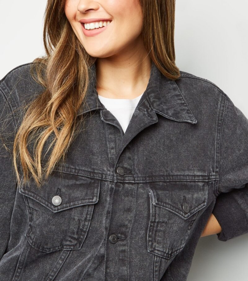 Women's Curves Black Acid Wash Oversized Denim Jacket - Image 4