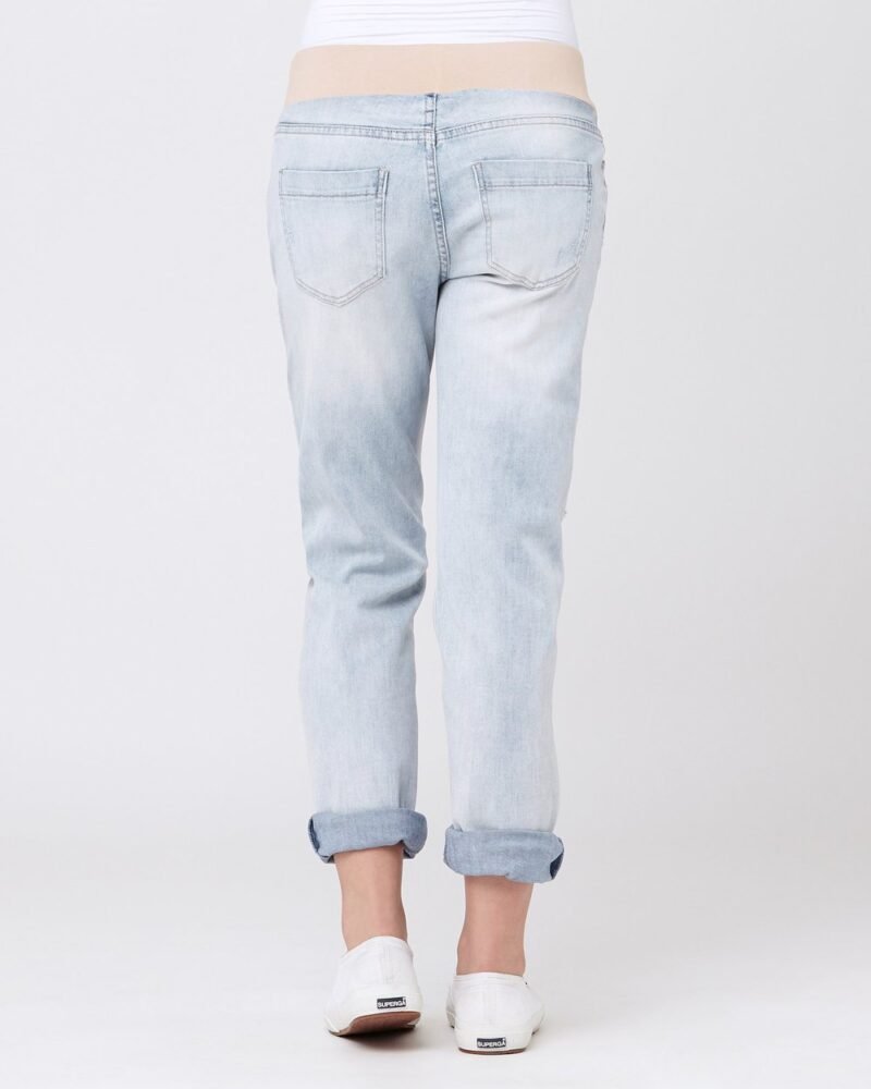 Women's Boyfriend Jeans - Image 5