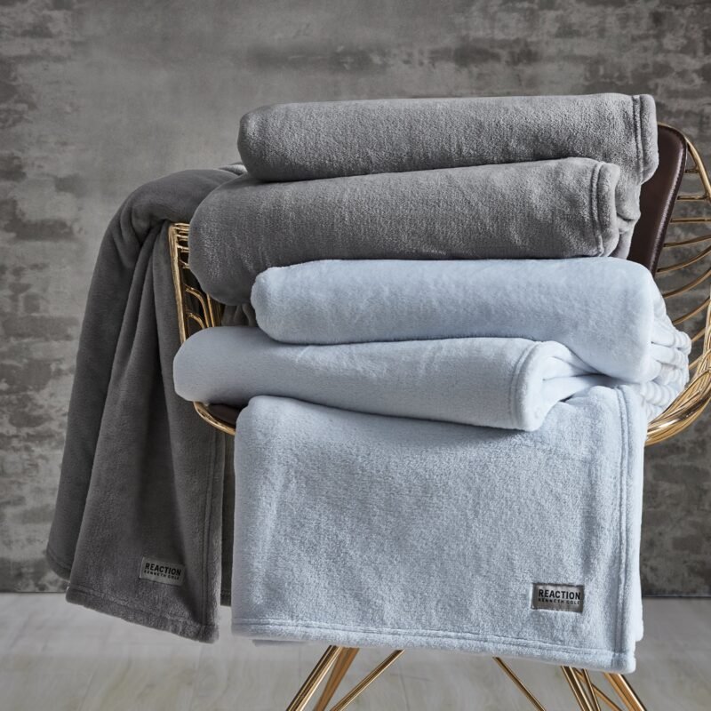 Ultra Soft Fleece Blanket - Image 4